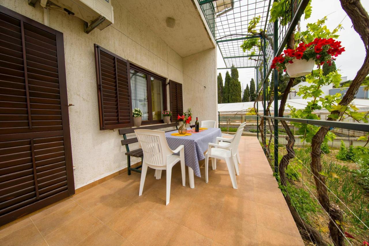 3 Bedroom Apartment Antonio Kaštela Exterior foto