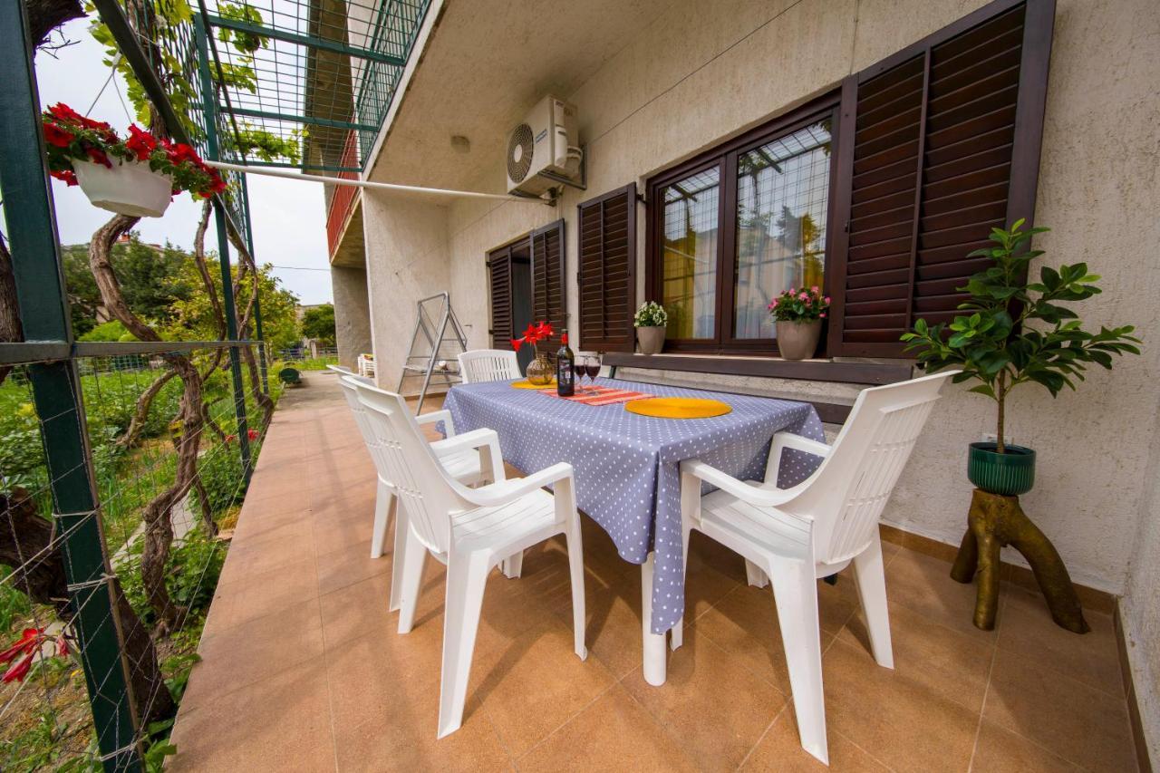 3 Bedroom Apartment Antonio Kaštela Exterior foto